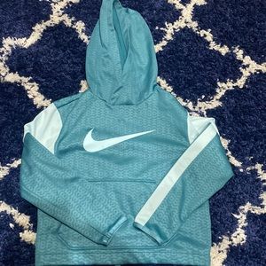 Really cute and comfortable Nike hoodie!!